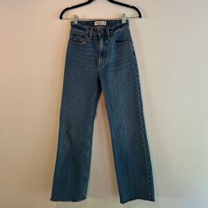 Abercrombie & Fitch medium wash 90s relaxed high rise jean